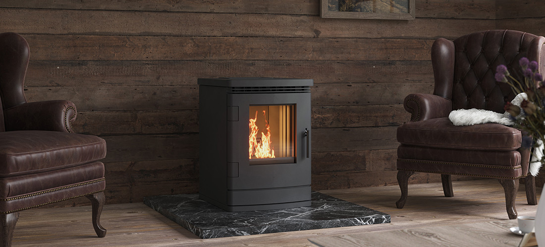 pelletkachel-finn-petite-1-w1100-h500-cp FINN Petite