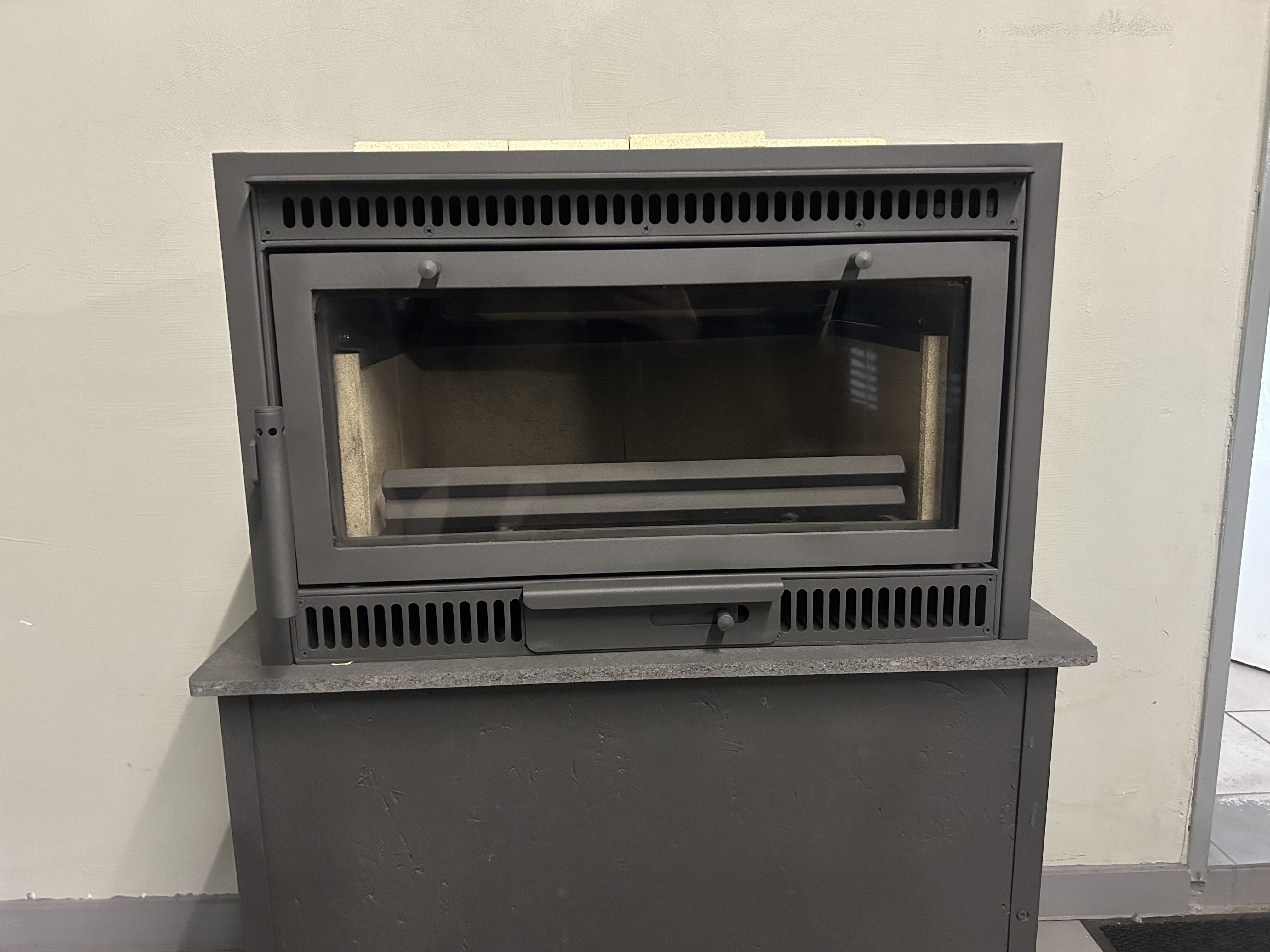 Kaminkassette als Frontmodell Kaminkassette als Frontmodell